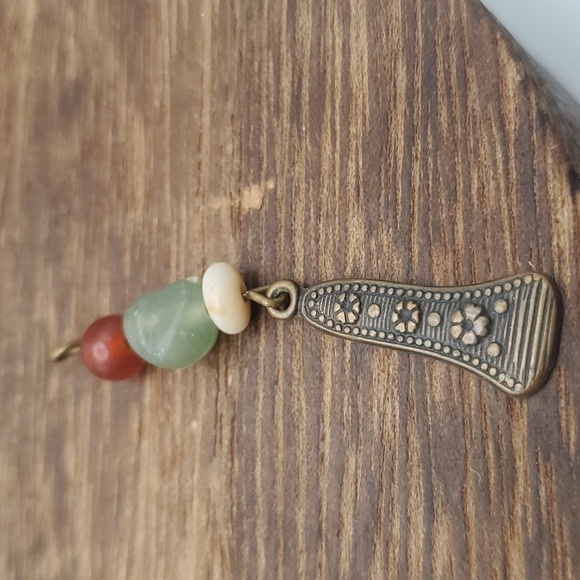 Tahitian healing jade pendant - Picture 1 of 2